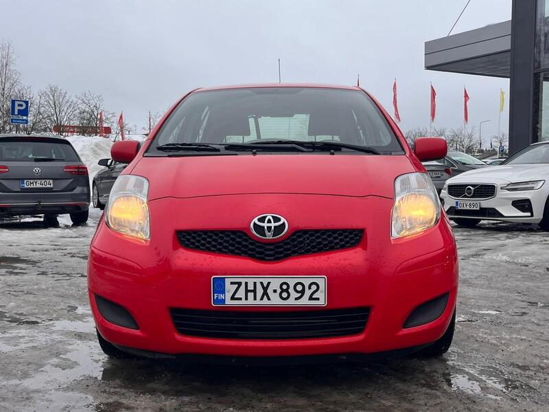 Toyota Yaris vaihtoauto