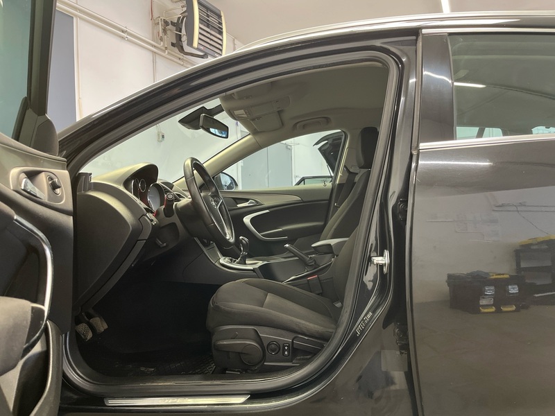 Opel Insignia vaihtoauto