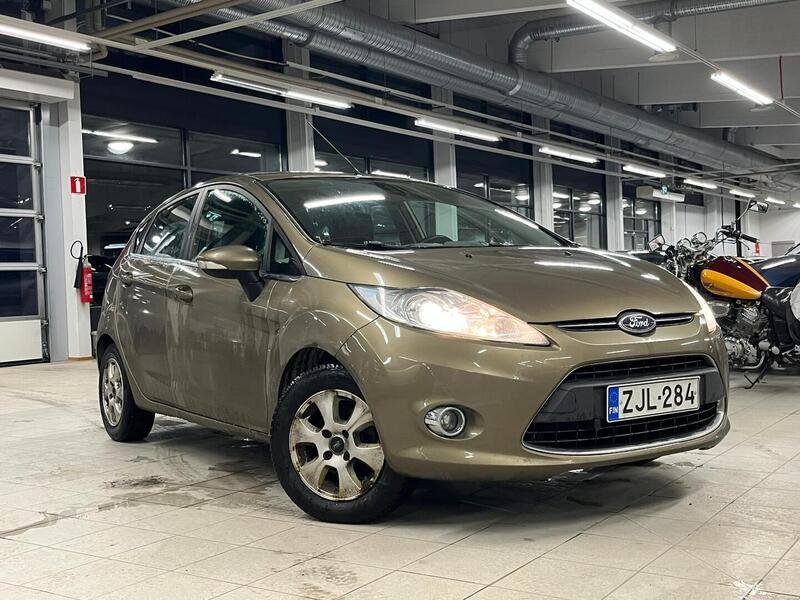 Ford Fiesta vaihtoauto