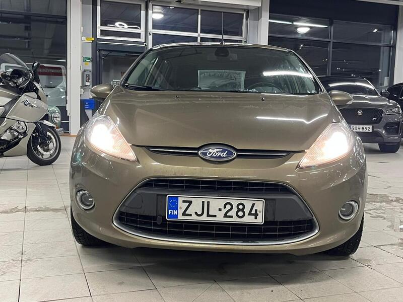 Ford Fiesta vaihtoauto