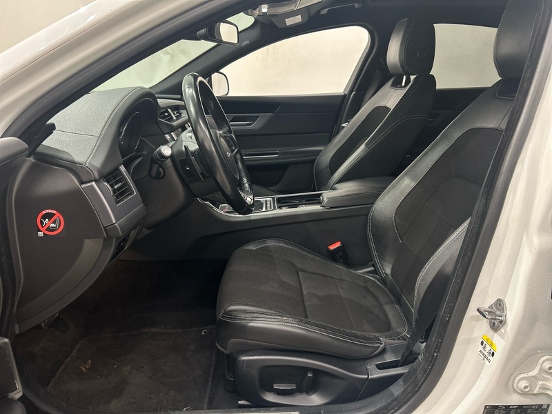 Jaguar XF vaihtoauto