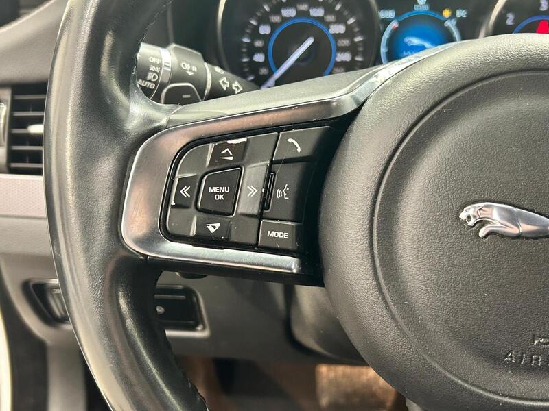 Jaguar XF vaihtoauto