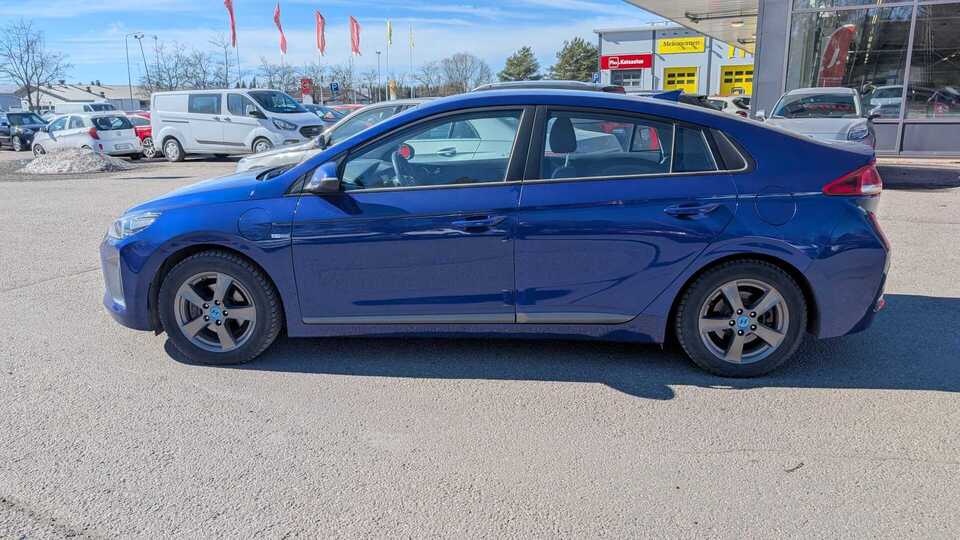 Hyundai IONIQ plug-in vaihtoauto