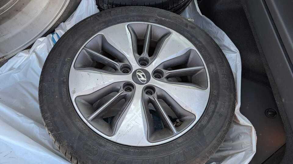 Hyundai IONIQ plug-in vaihtoauto