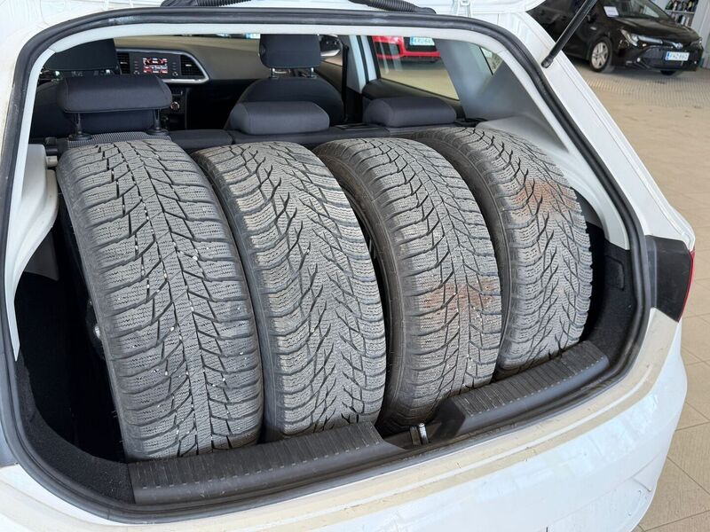 SEAT Leon vaihtoauto