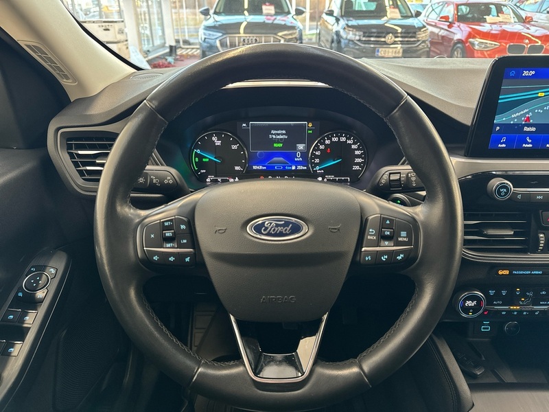 Ford Kuga vaihtoauto