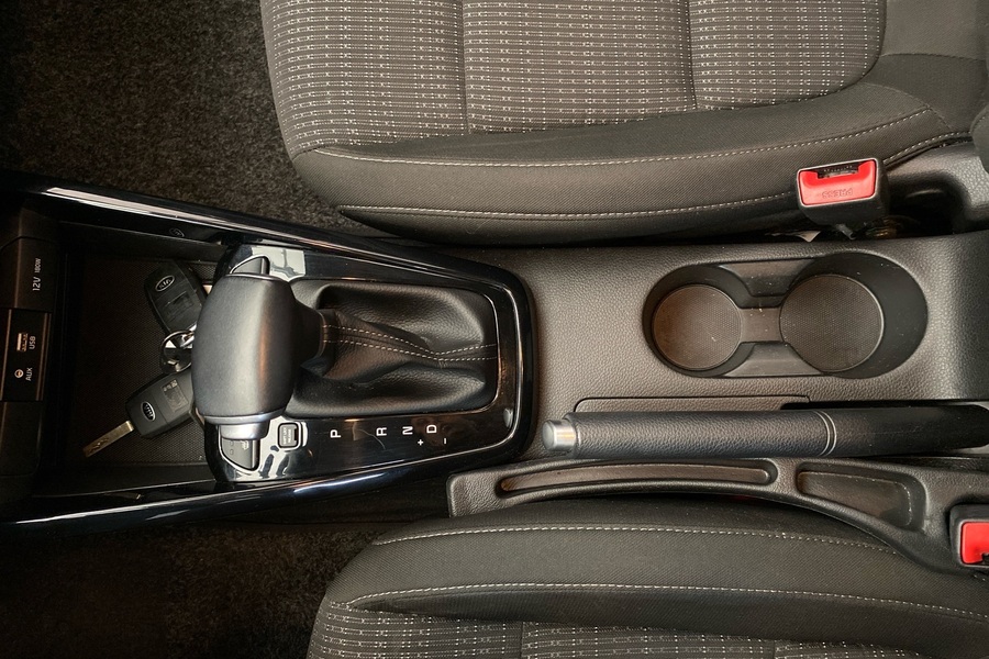 Kia Stonic vaihtoauto