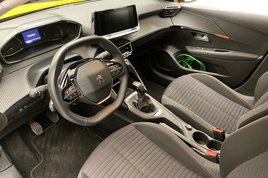 Peugeot 208 vaihtoauto