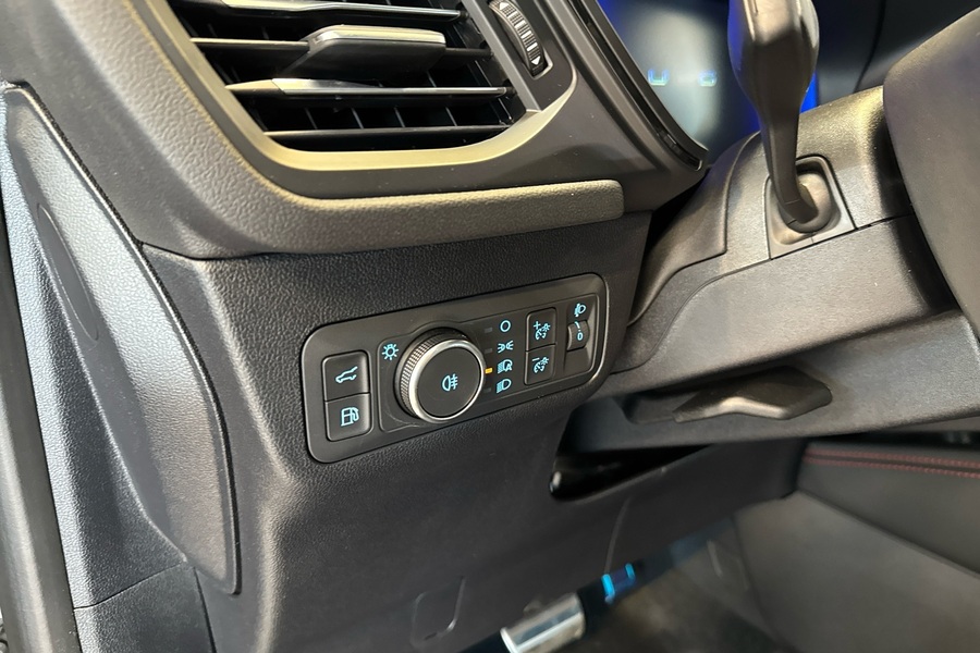 Ford Kuga vaihtoauto