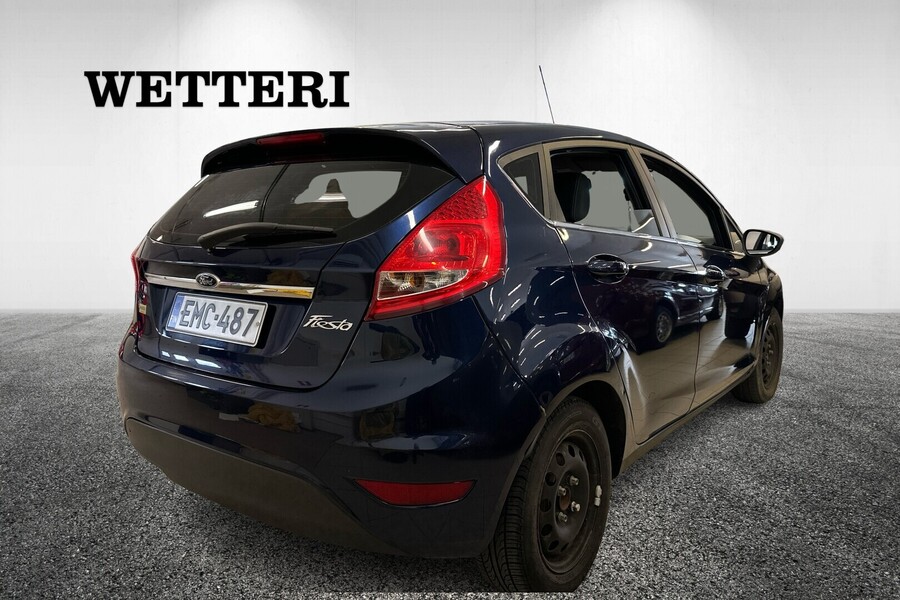 Ford Fiesta vaihtoauto