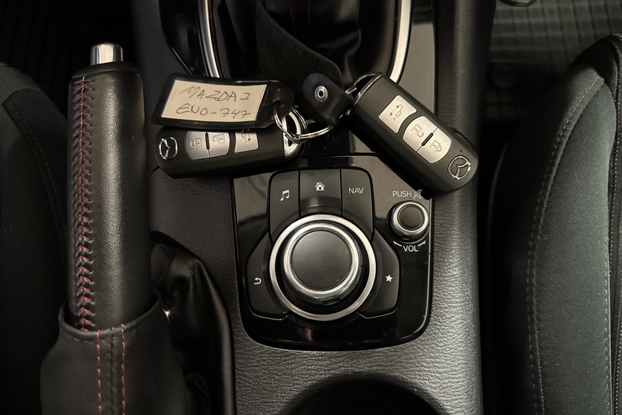 Mazda 3 vaihtoauto