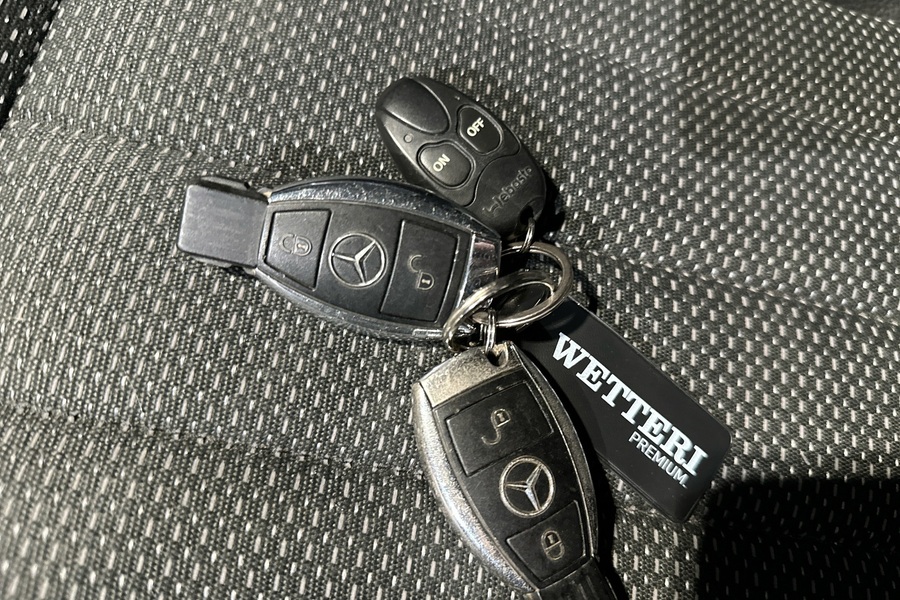 Mercedes-Benz R vaihtoauto