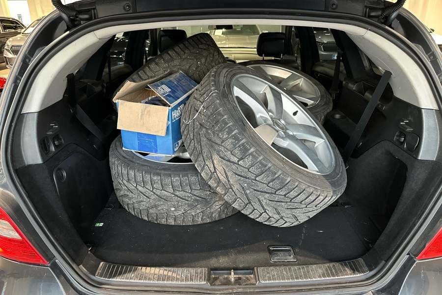 Mercedes-Benz R vaihtoauto