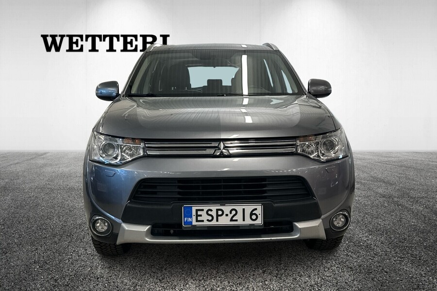 Mitsubishi Outlander PHEV vaihtoauto