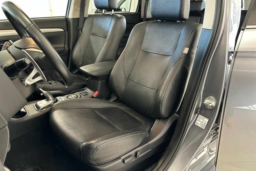 Mitsubishi Outlander PHEV vaihtoauto