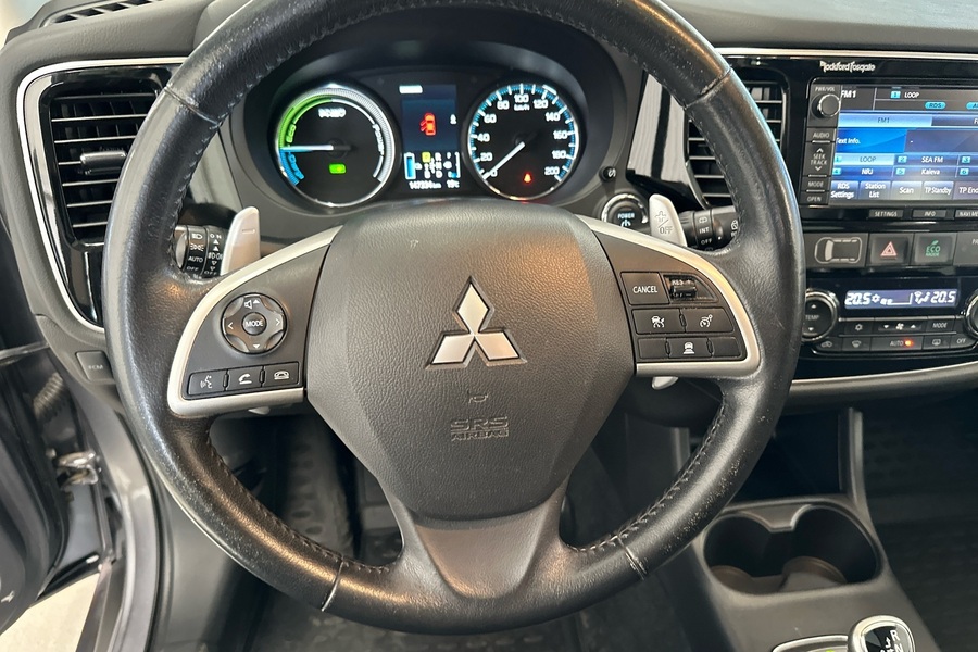 Mitsubishi Outlander PHEV vaihtoauto