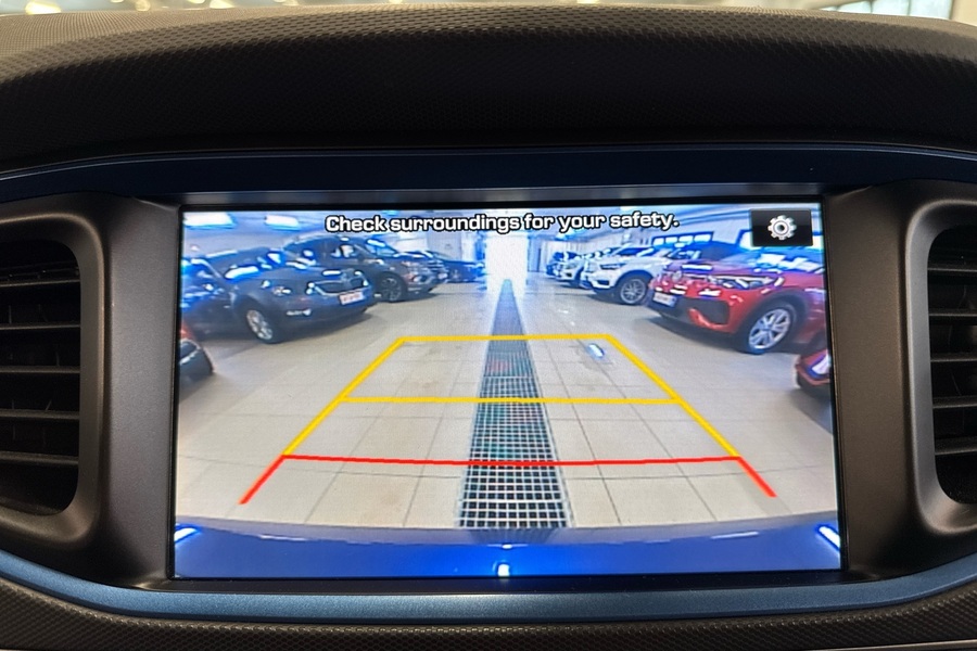 Hyundai IONIQ plug-in vaihtoauto