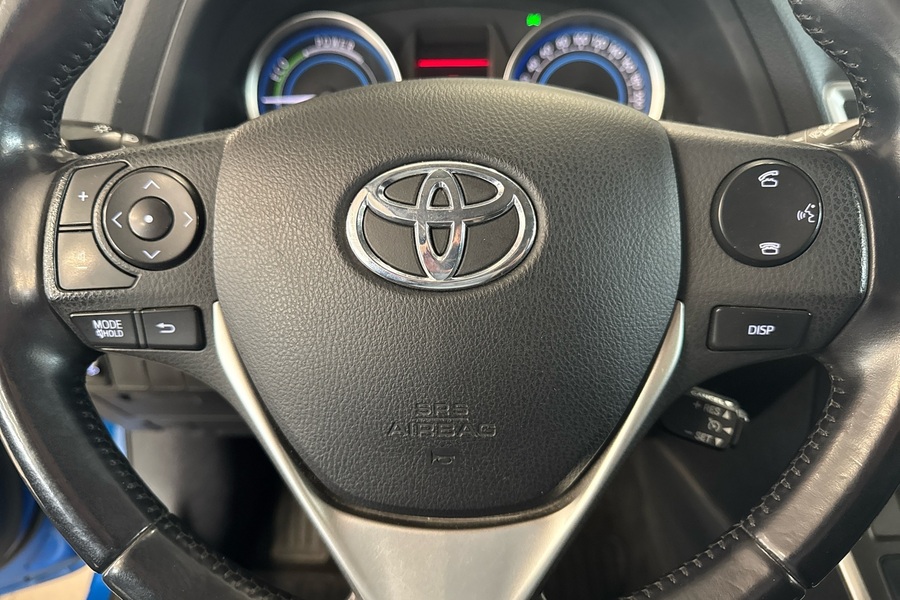 Toyota Auris vaihtoauto