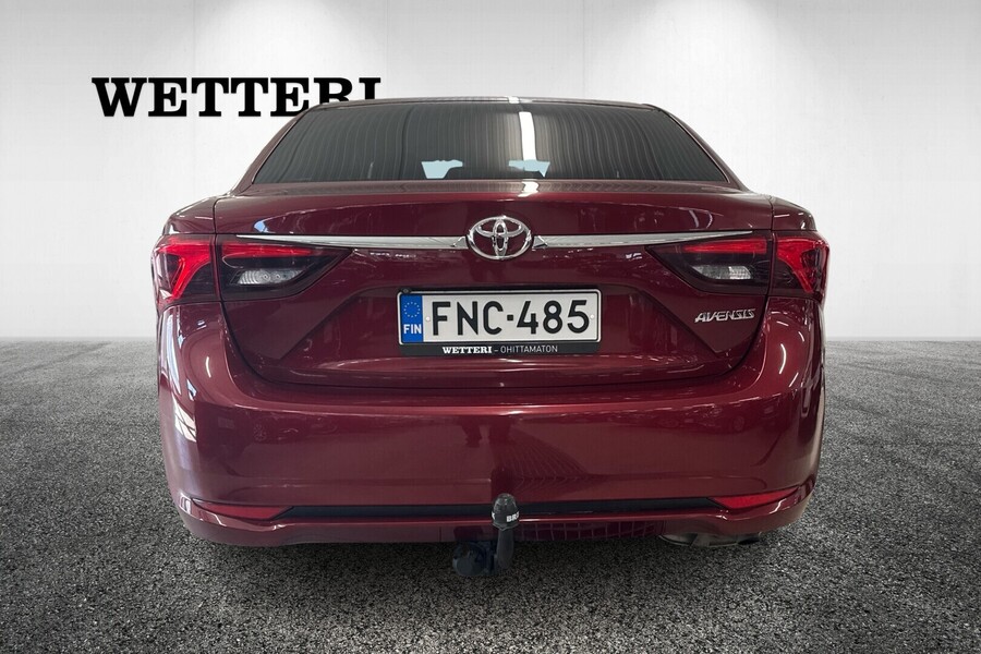 Toyota Avensis vaihtoauto