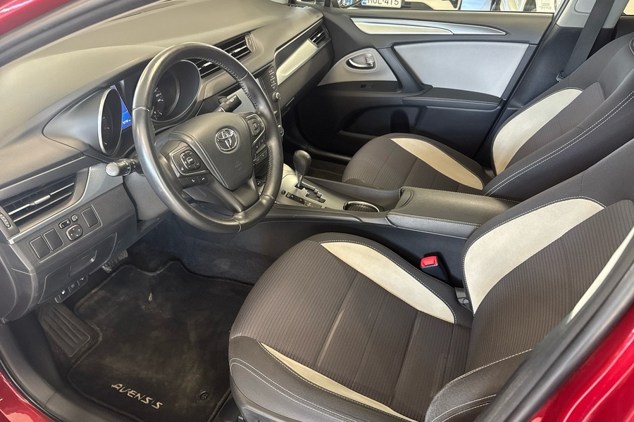 Toyota Avensis vaihtoauto