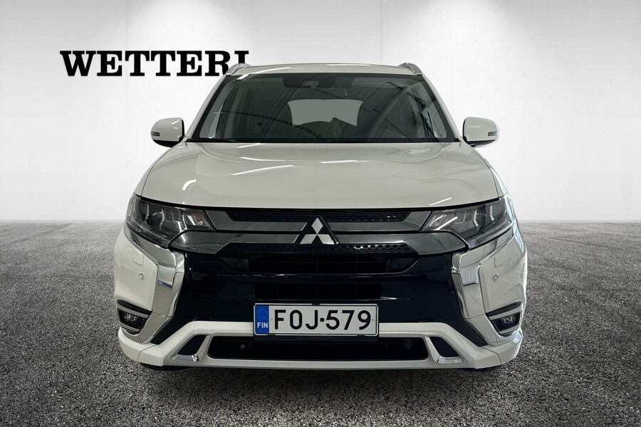 Mitsubishi Outlander PHEV vaihtoauto