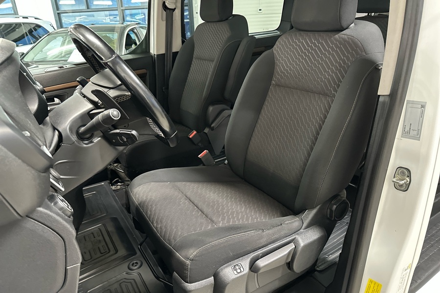 Toyota Proace Verso vaihtoauto