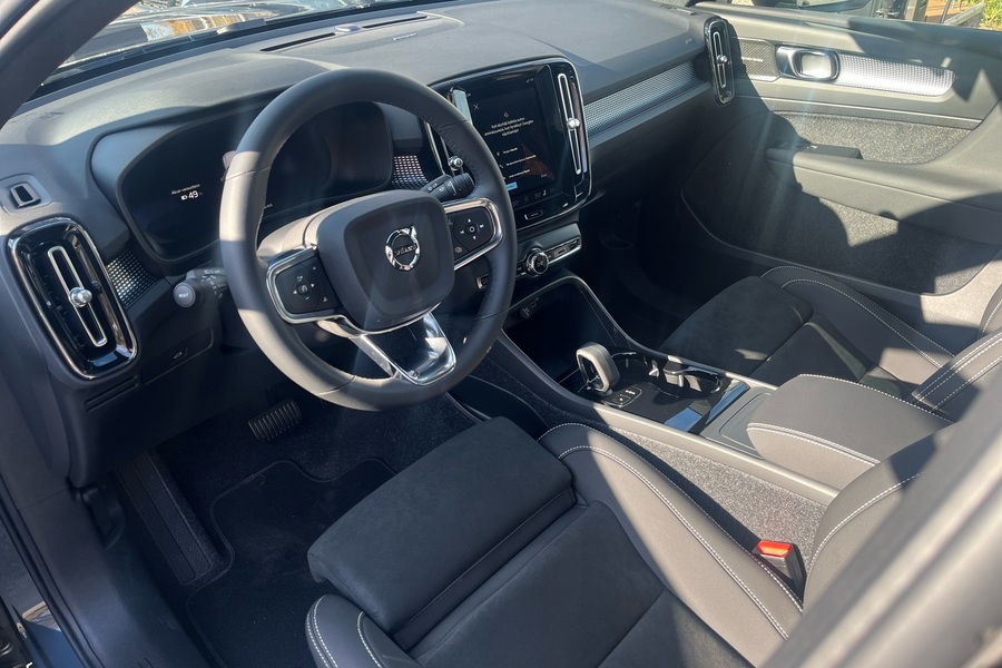 Volvo EC40 vaihtoauto