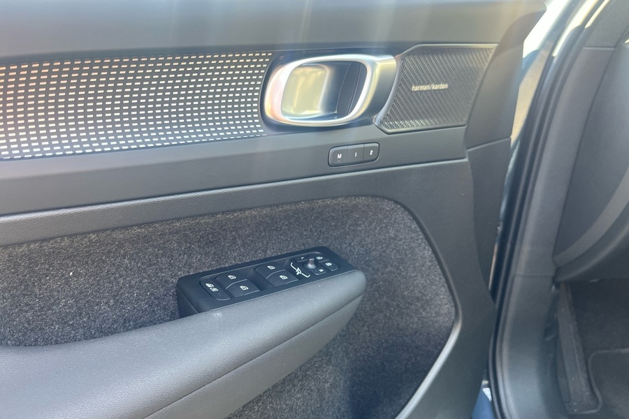 Volvo EC40 vaihtoauto