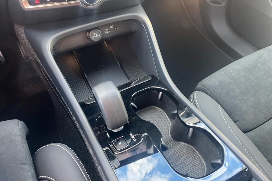 Volvo EC40 vaihtoauto