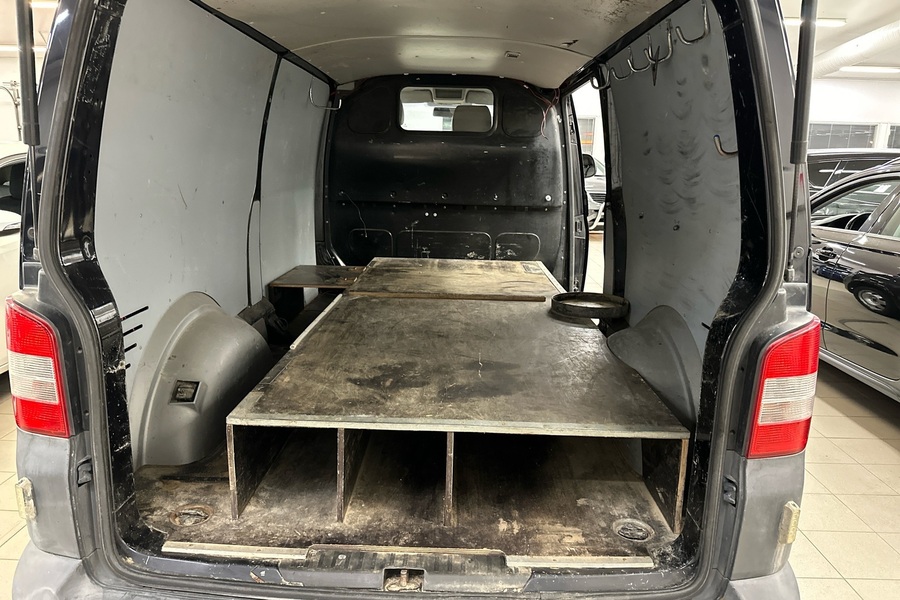 Volkswagen Transporter vaihtoauto