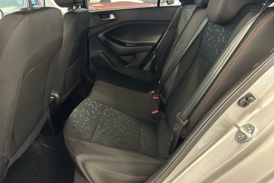 Hyundai i20 Active Cross vaihtoauto