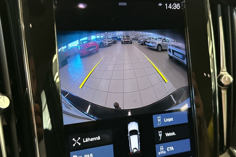 Volvo V60 Cross Country vaihtoauto