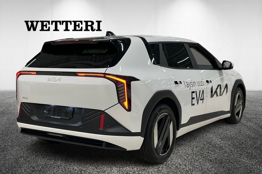 Kia EV4 vaihtoauto