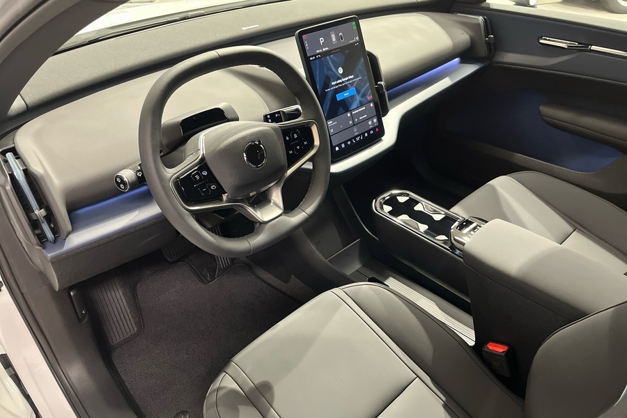 Volvo EX30 vaihtoauto