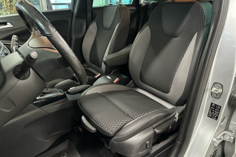 Opel Crossland X vaihtoauto