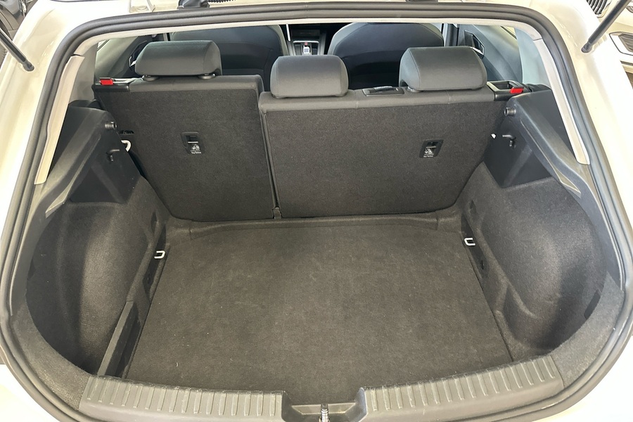 SEAT Leon vaihtoauto