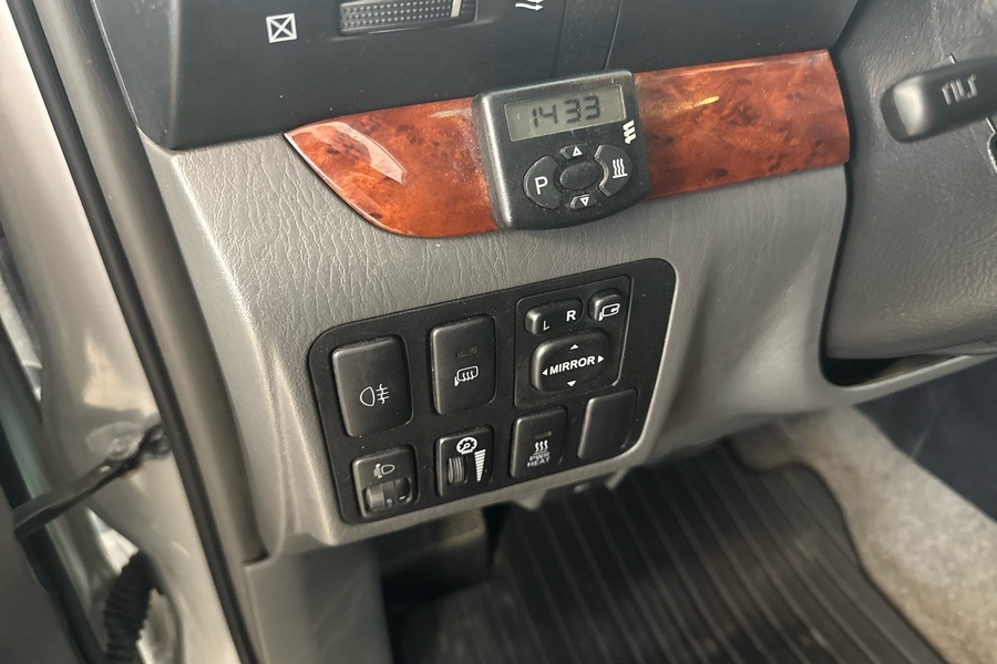 Toyota Land Cruiser vaihtoauto