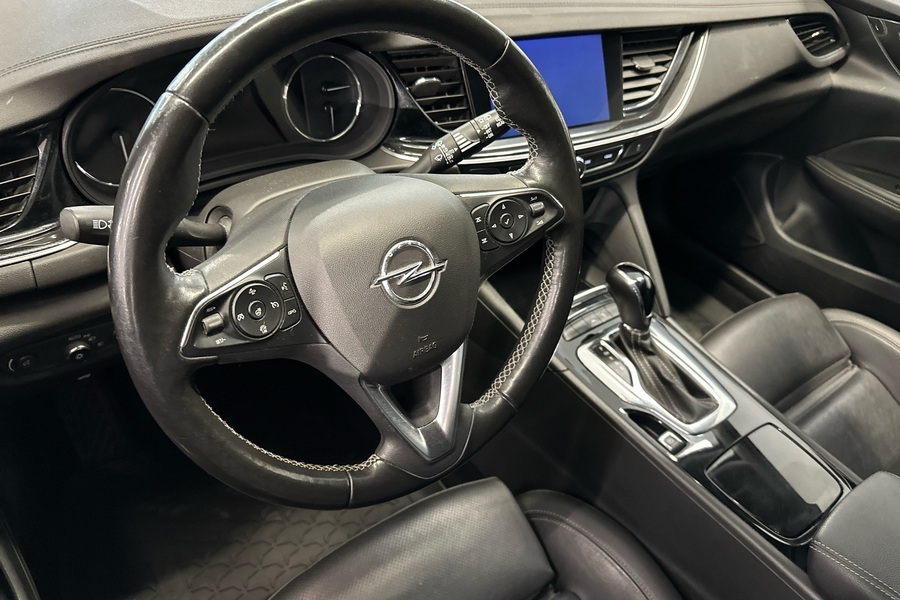 Opel Insignia vaihtoauto