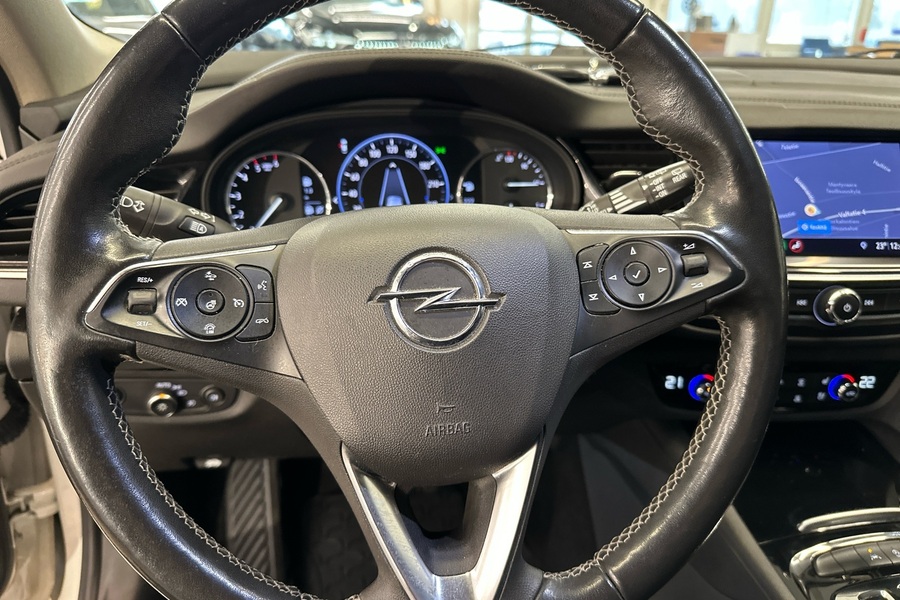 Opel Insignia vaihtoauto