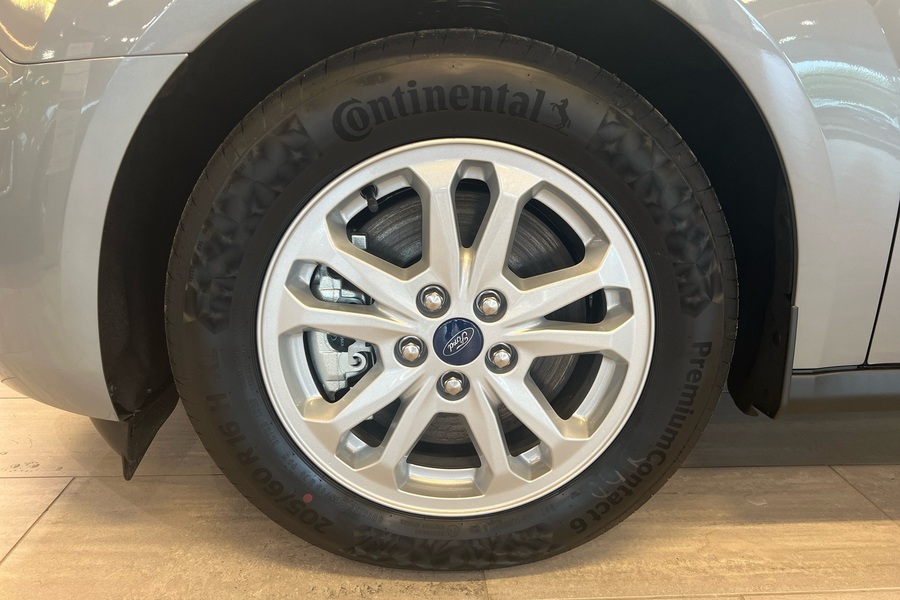 Ford Transit Connect vaihtoauto
