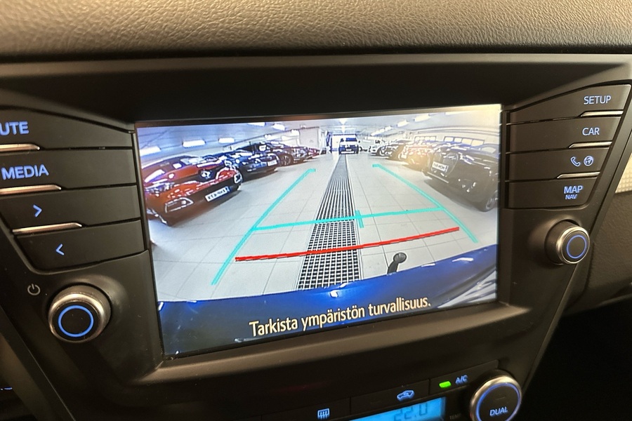 Toyota Avensis vaihtoauto