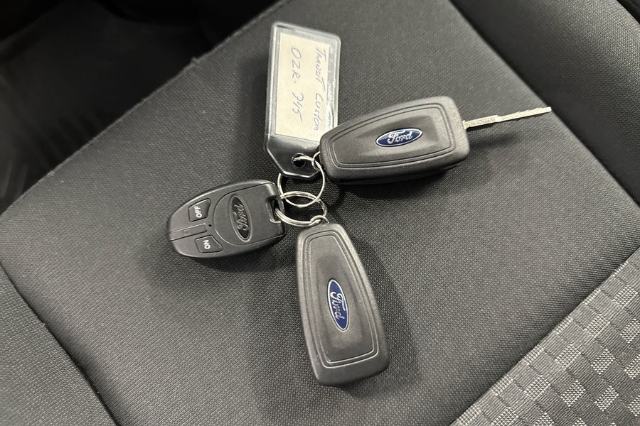 Ford Transit Custom vaihtoauto