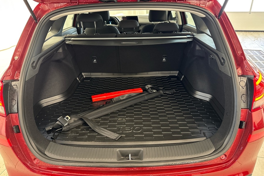 Hyundai i30 Wagon vaihtoauto