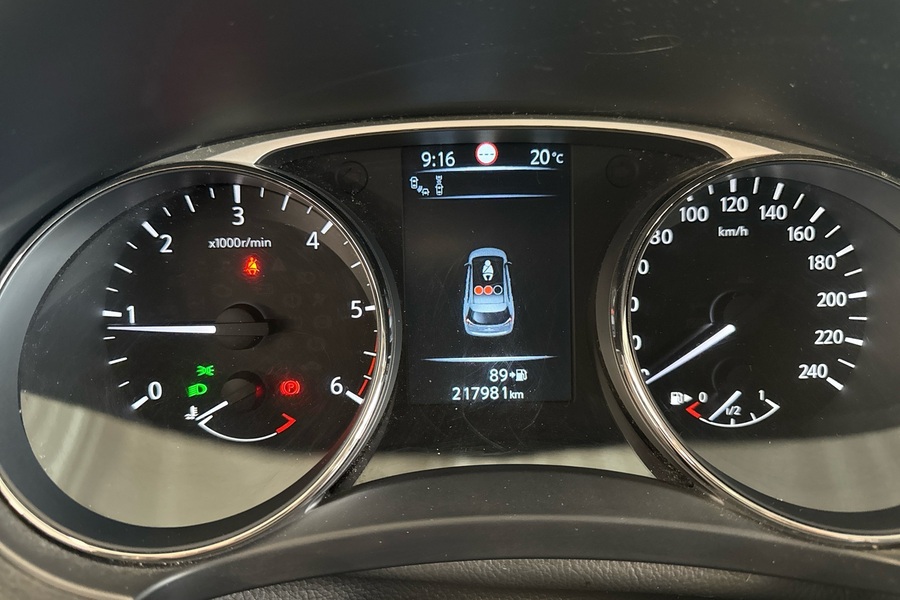 Nissan X-Trail vaihtoauto