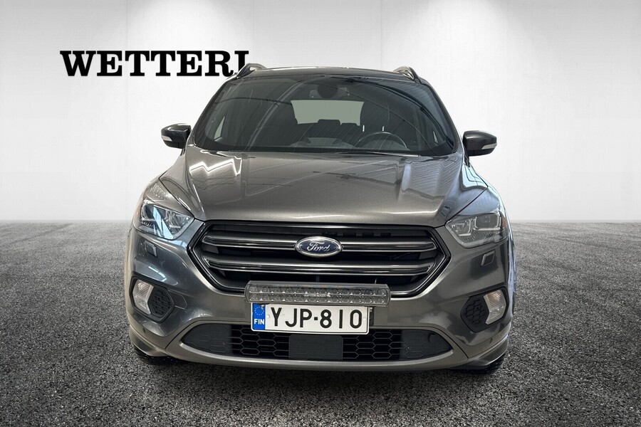 Ford Kuga vaihtoauto