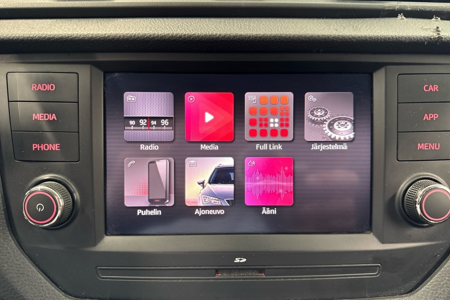 SEAT Arona vaihtoauto