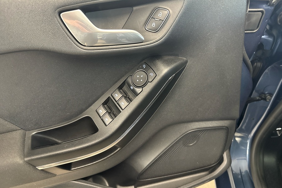 Ford Fiesta vaihtoauto