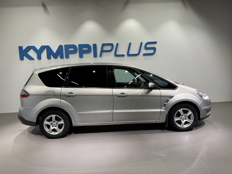 Ford S-MAX vaihtoauto