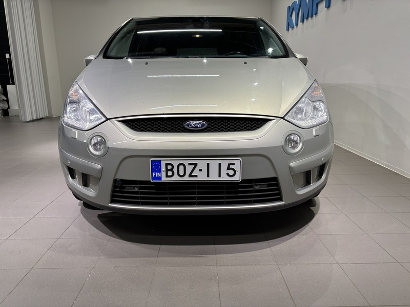 Ford S-MAX vaihtoauto