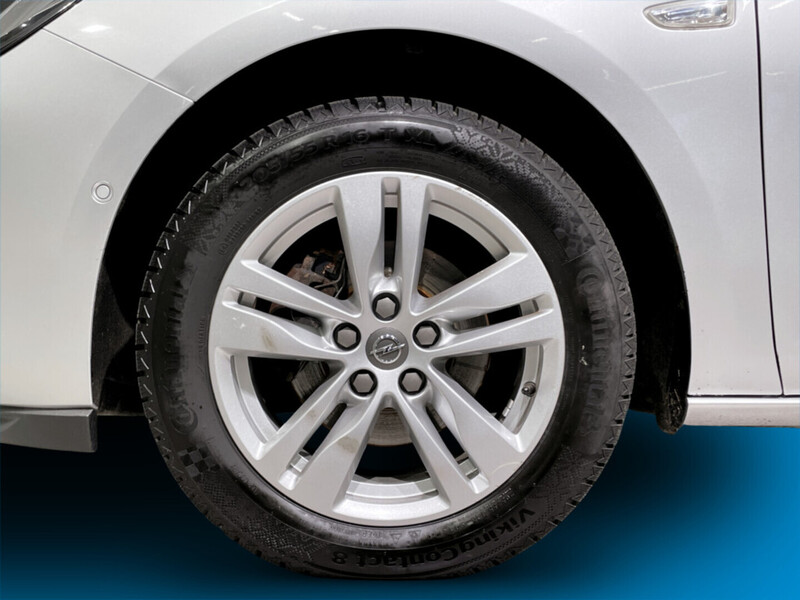 Opel Astra vaihtoauto